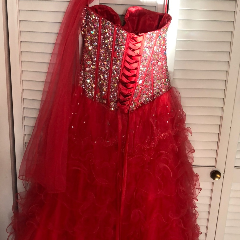 Prom Dress - Picture 3 of 7